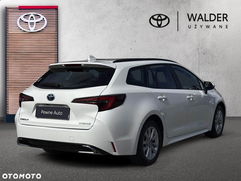 Toyota Corolla 1.8 Hybrid Comfort - 6