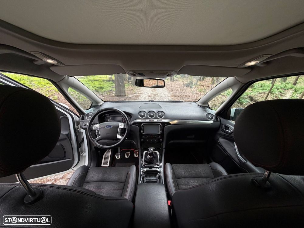 Ford S-Max 2.0 TDCi Titanium 7L - 18