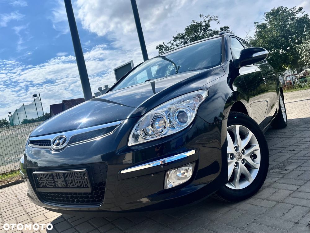 Hyundai i30 2.0 Premium - 1