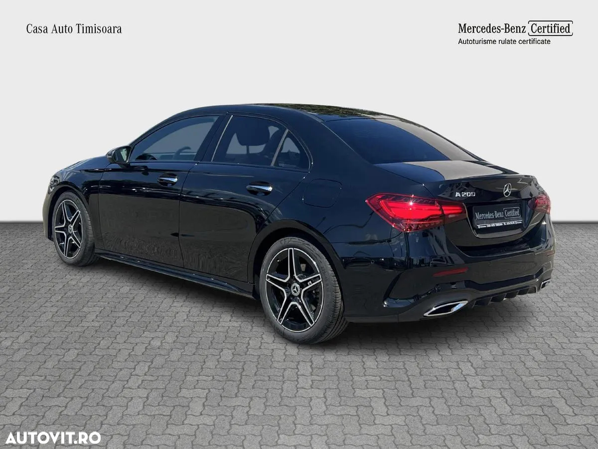 Mercedes-Benz A 200 MHEV 7G-DCT Sedan - 4