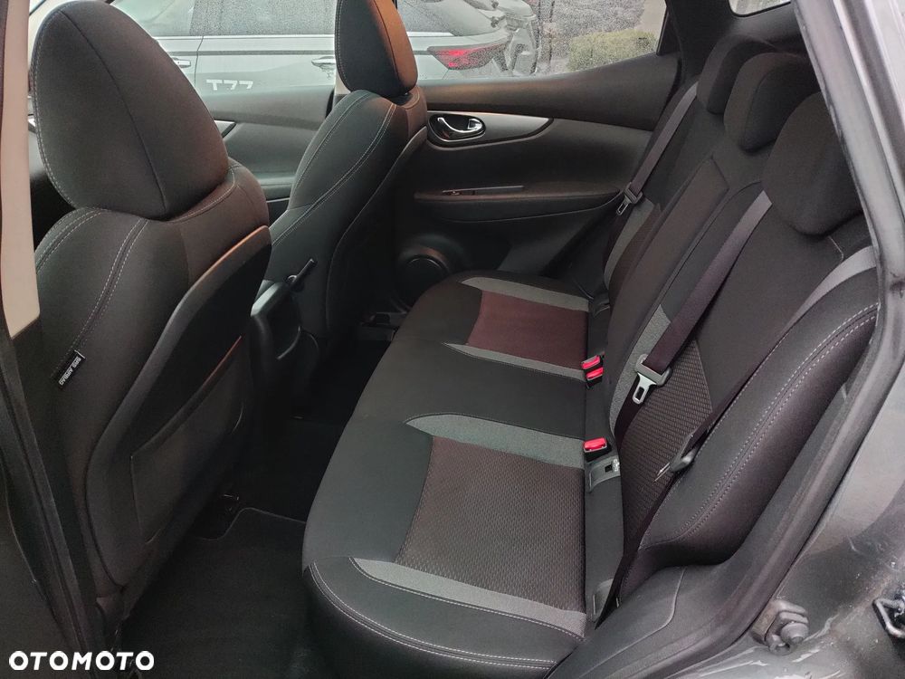 Nissan Qashqai 1.3 DIG-T N-Connecta - 14