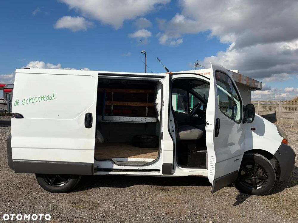 Renault TRAFIC - 5