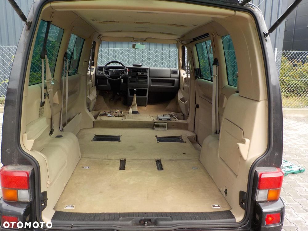 VW T4 MULTIVAN CARAVELLE ŚRODEK TAPICERKI WNĘTRZE KRÓTKI SKÓRA BEŻ - 1