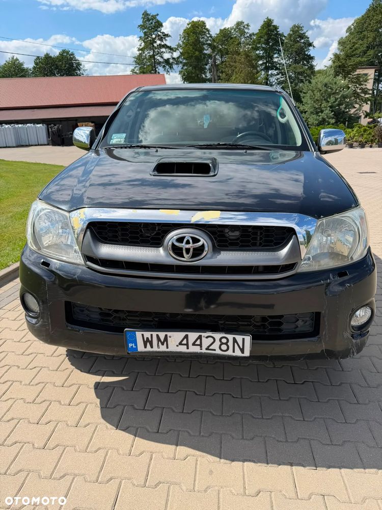 Toyota Hilux - 4