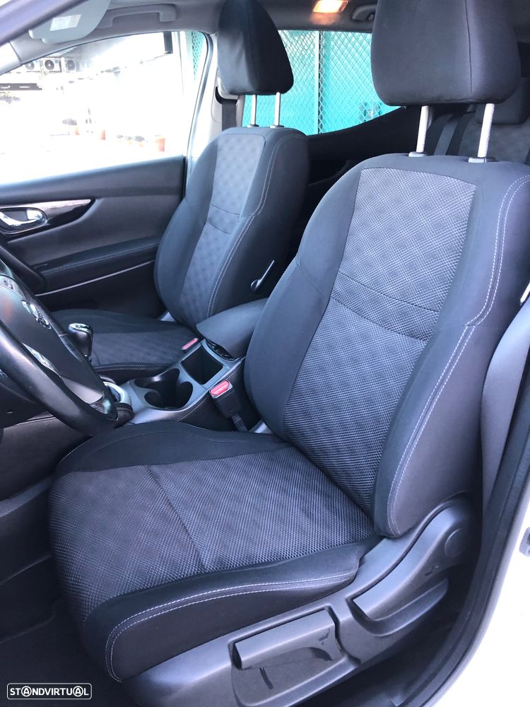 Nissan Qashqai 1.5 dCi N-Connecta 18 PS - 25