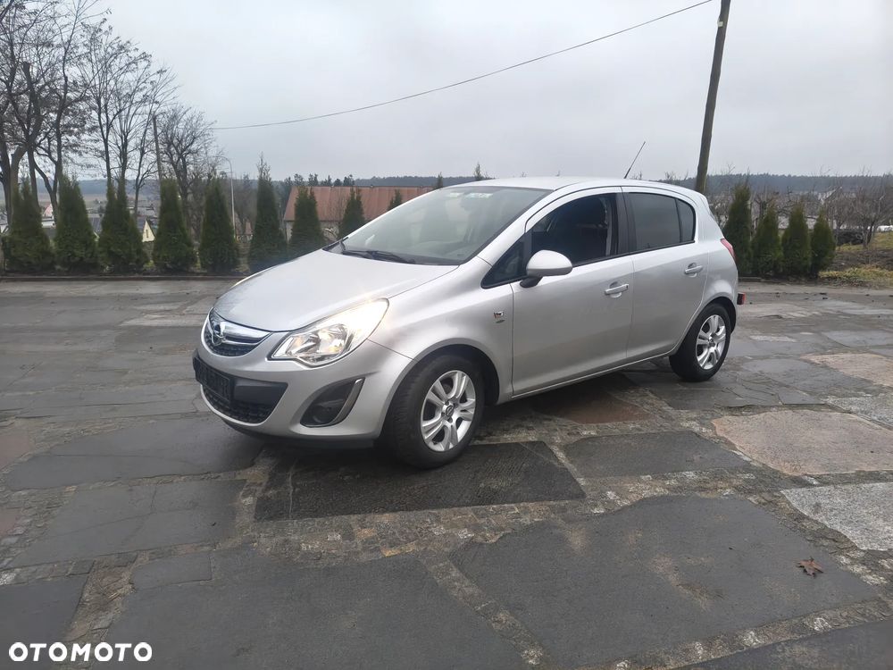 Opel Corsa 1.4 16V Satellite - 2
