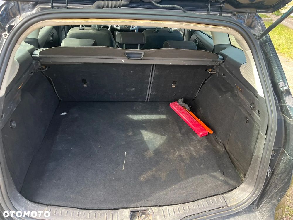 Ford Focus 1.6 TDCi Edition - 10