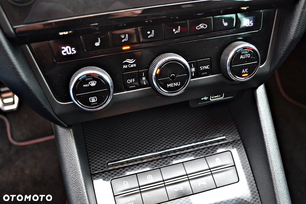 Skoda Octavia 2.0 TSI RS 245 - 35