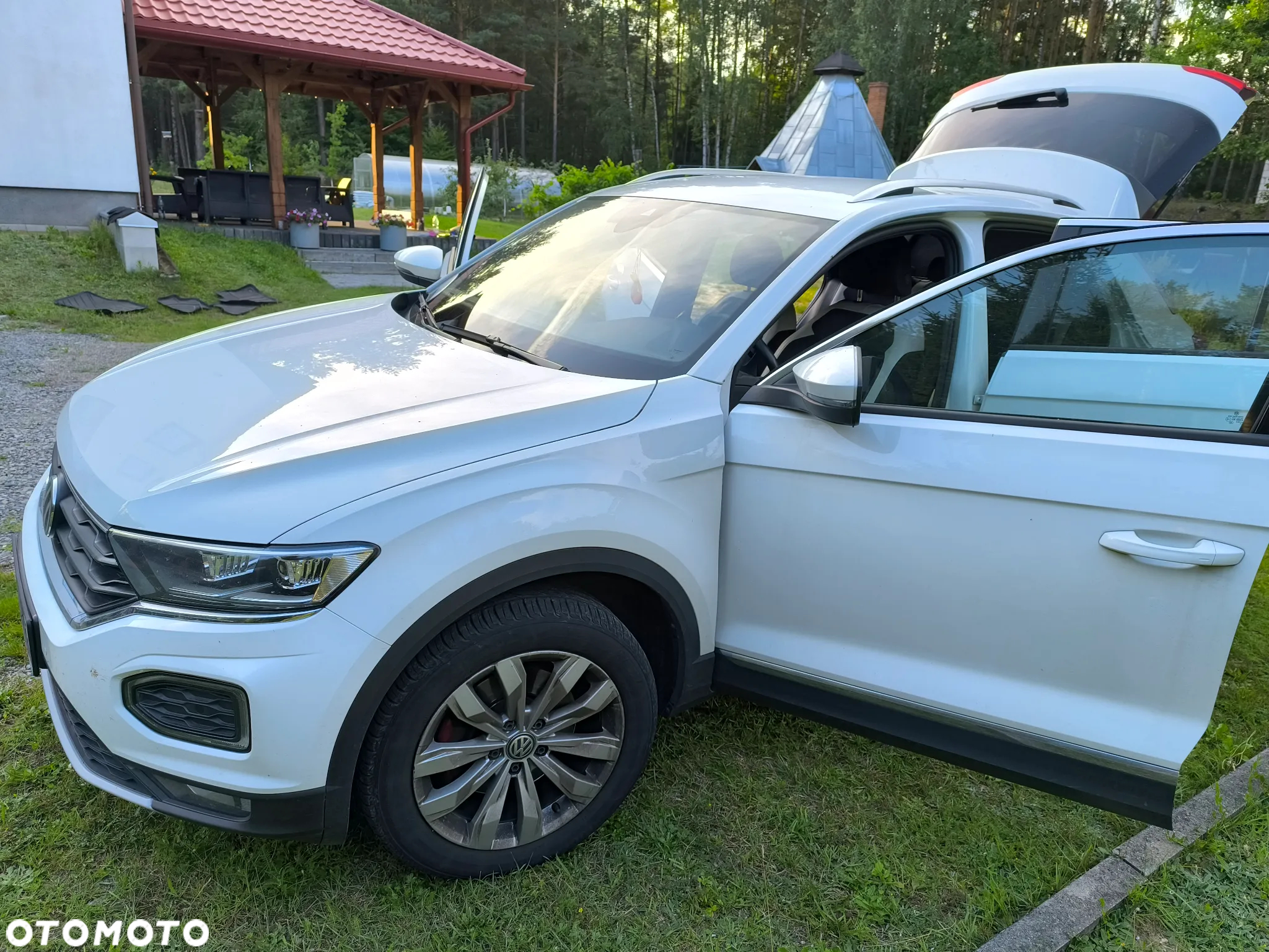 Volkswagen T-Roc 1.5 TSI ACT Premium DSG - 2