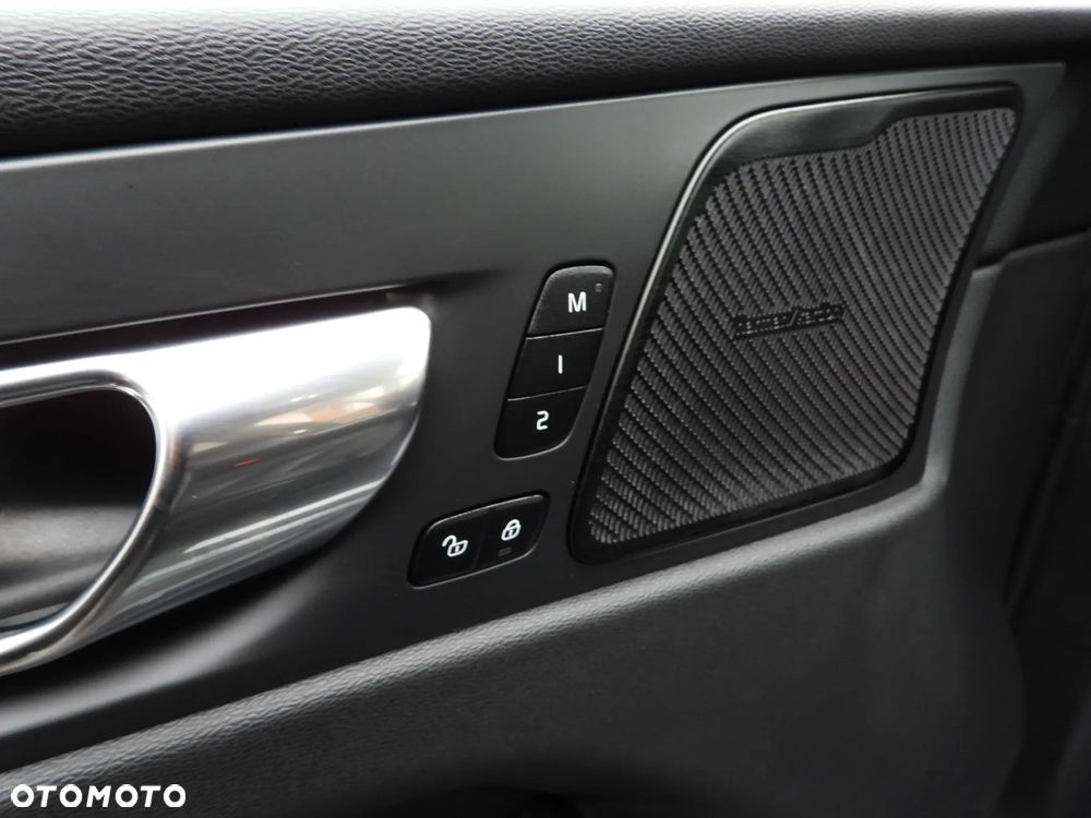 Volvo XC 60 B4 D Geartronic Inscription - 39