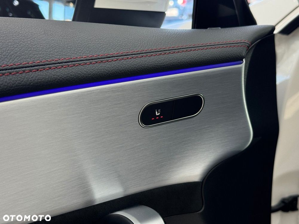 Mercedes-Benz CLA - 21