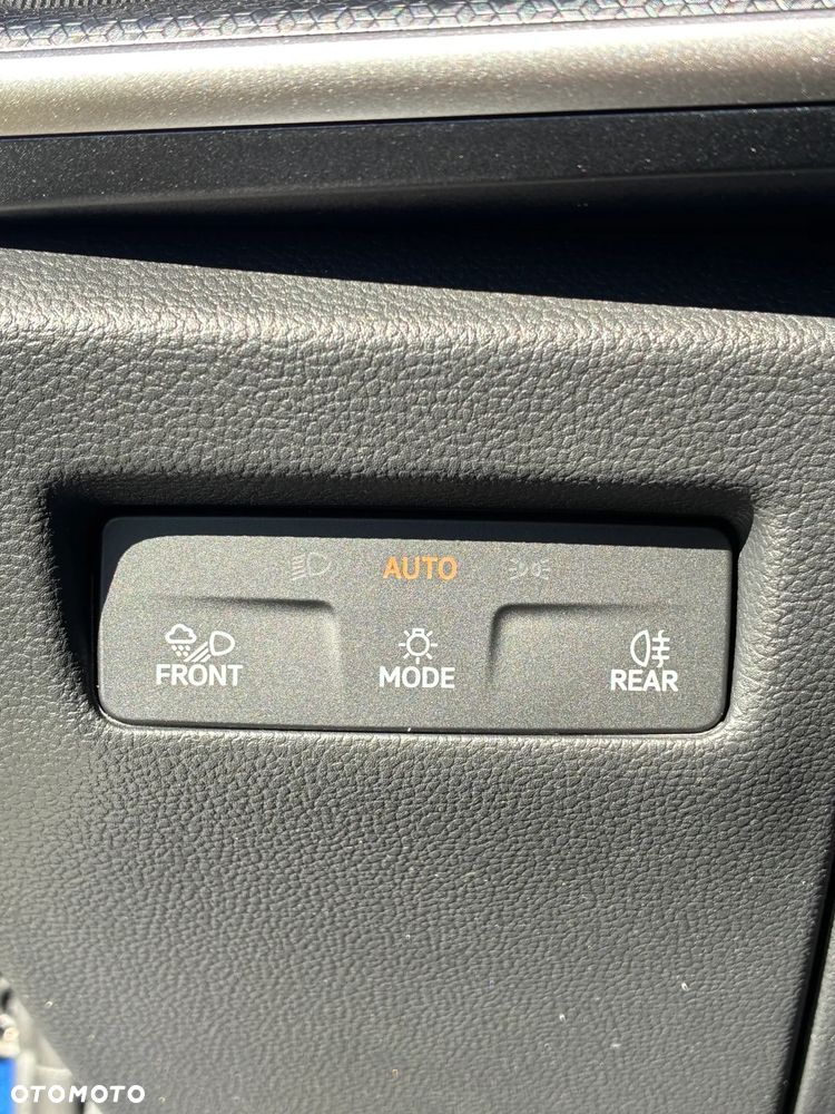 Skoda Superb 2.0 TDI SCR Drive DSG - 23