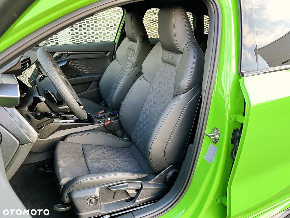 Audi RS3 Sportback - 18