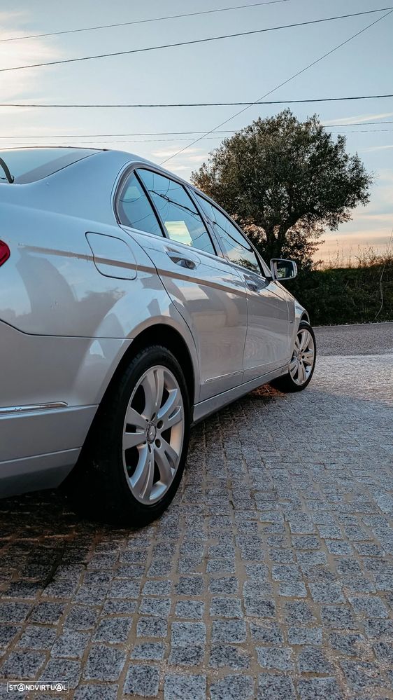 Mercedes-Benz C 220 CDI DPF BlueEFFICIENCY - 9