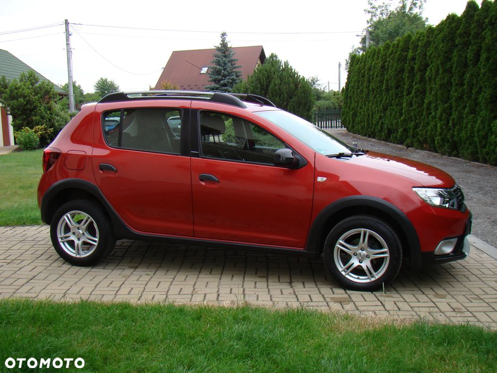 Dacia Sandero Stepway 0.9 TCe Laureate S&S EU6 - 4
