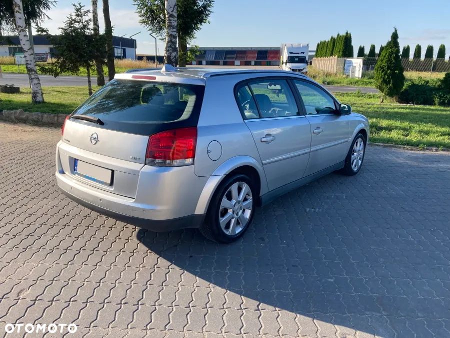 Opel Signum 2.0 T - 9