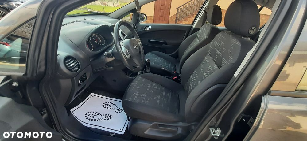 Opel Corsa - 25