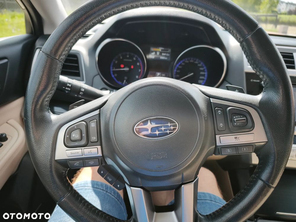 Subaru Legacy - 19