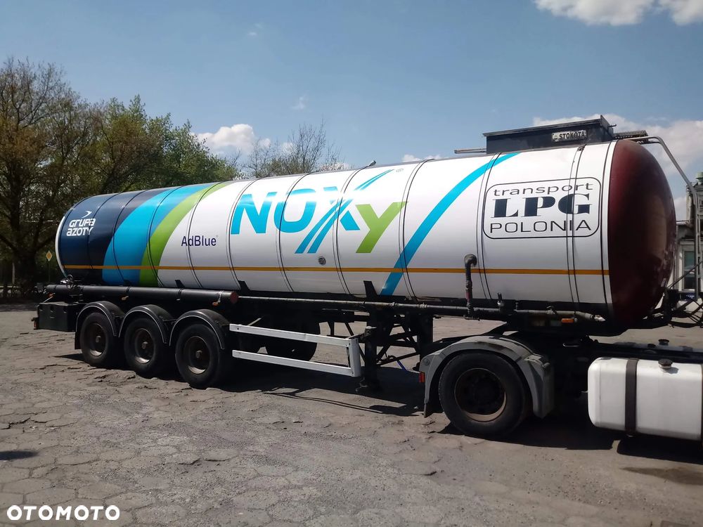 Stokota OPL38 cysterna AdBlue neutralna 1 komora / 1 właz górny 33000l - 6