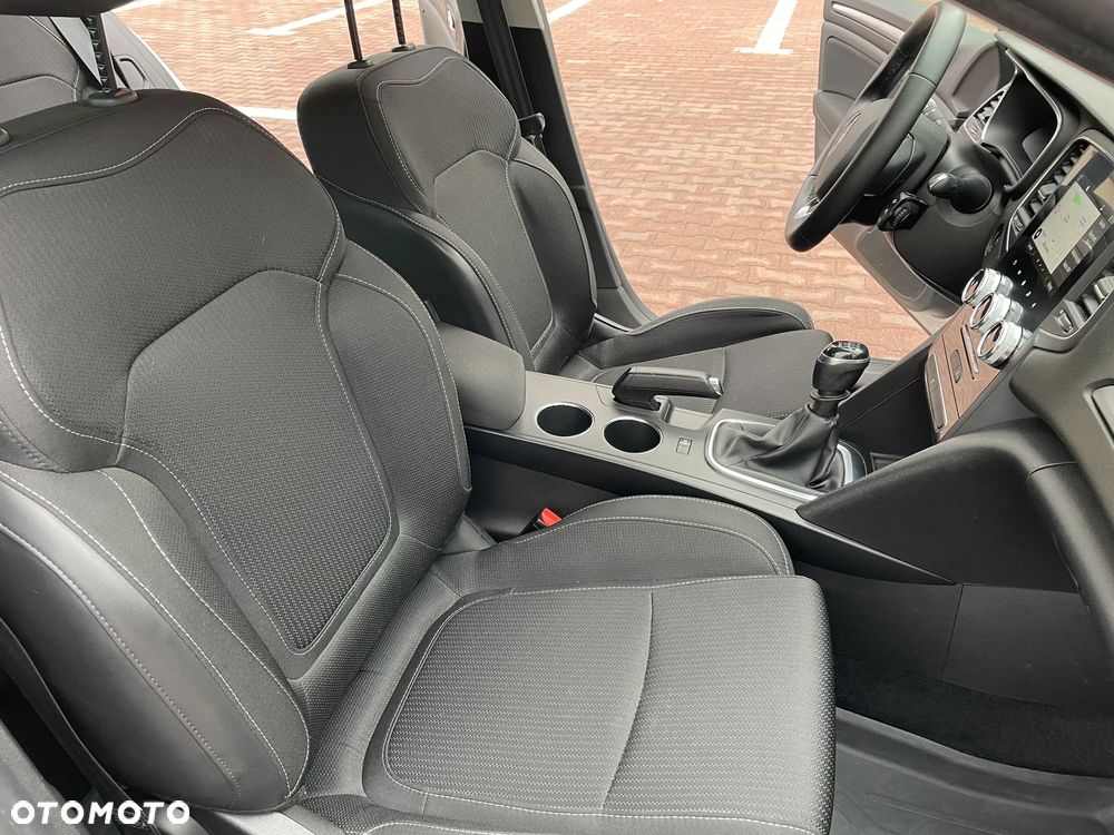 Renault Megane 1.3 TCe FAP Zen - 16