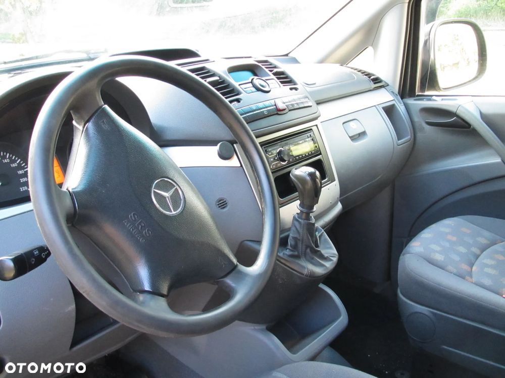 Mercedes-Benz Vito - 11