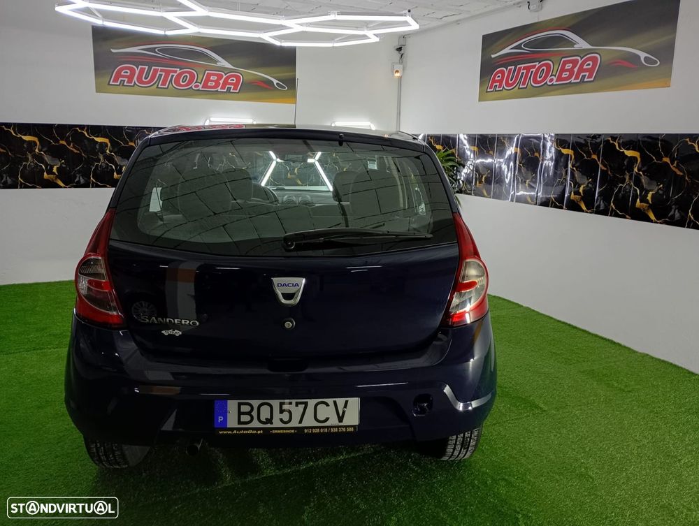 Dacia Sandero 1.2 16V SL 10 Anos Bi-Fuel - 21
