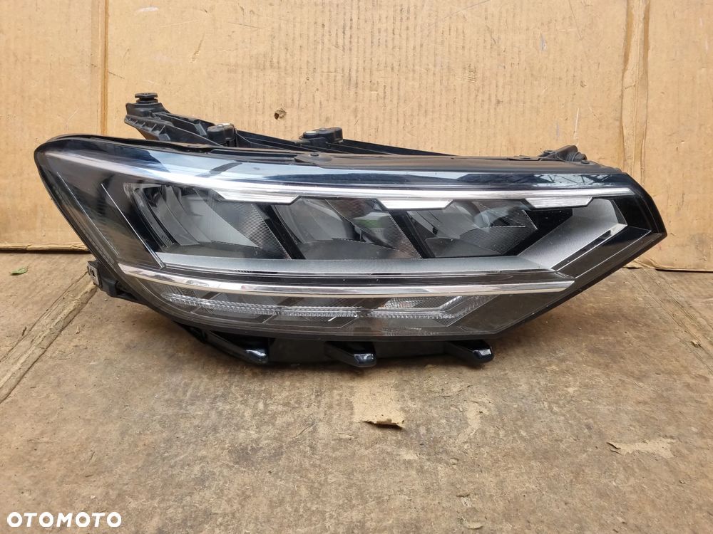 VW PASSAT B8 LIFT FULL LED BASIC LAMPA PRAWA