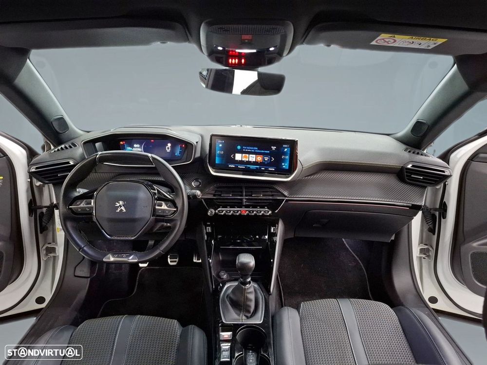 Peugeot 2008 1.2 PureTech GT - 10