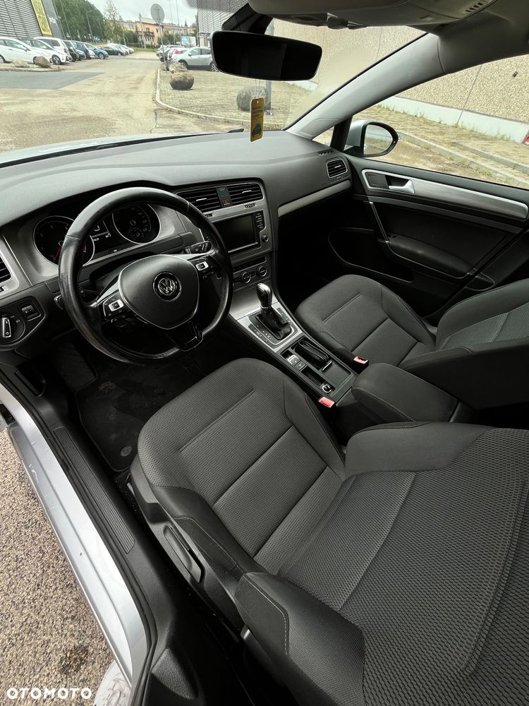 Volkswagen Golf Variant 1.6 TDI BlueMotion Technology DSG Trendline - 11