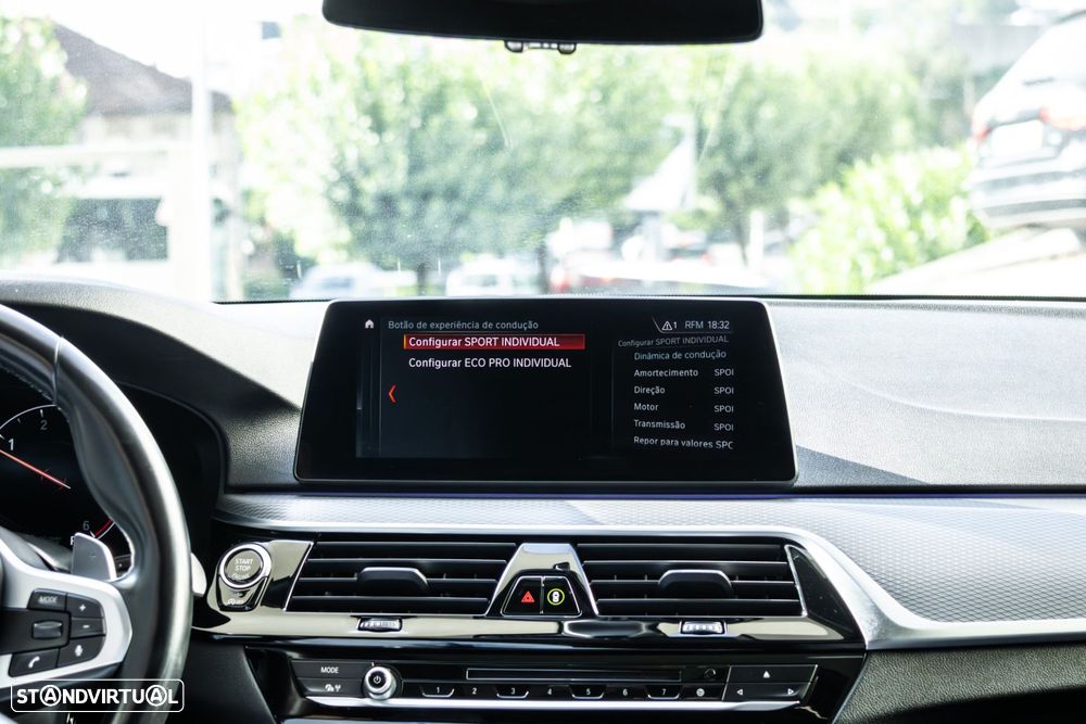 BMW M550d xDrive Auto - 45