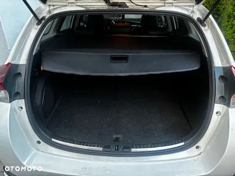 Toyota Auris - 8