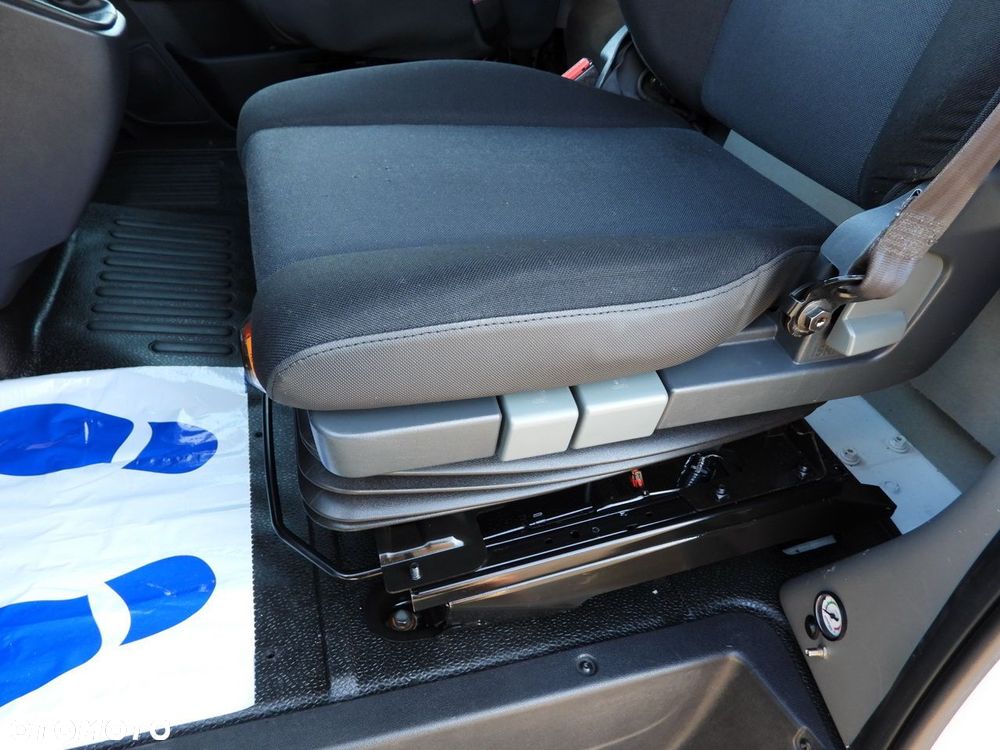 Renault MASTER PLANDEKA WINDA 9 PALET WEBASTO TEMPOMAT LEDY PNEUMATYKA KLIMATYZACJA  165KM - 29