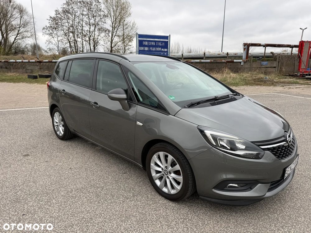 Opel Zafira 1.4 T Cosmo EcoFLEX S&S EU6 - 10