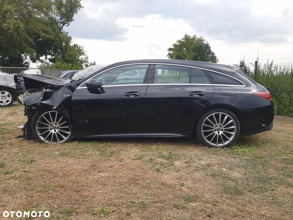 Mercedes-Benz CLA 180 7G-DCT AMG Line Advanced Plus - 4