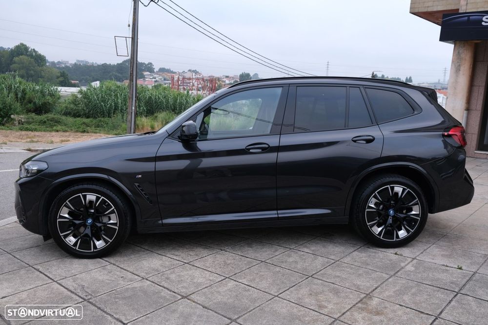 BMW iX3 M Sport Impressive - 9