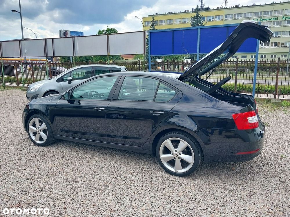Skoda Octavia 1.4 TSI Ambition - 4