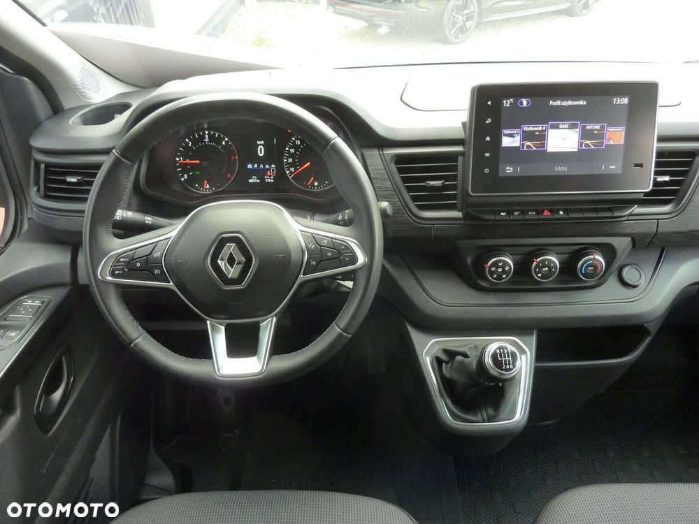 Renault Trafic - 16