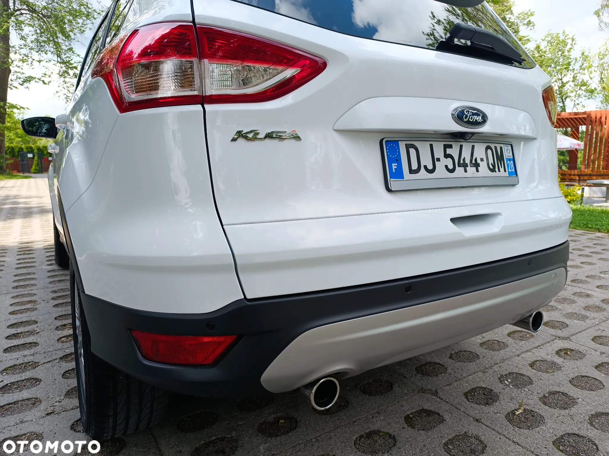 Ford Kuga 2.0 TDCi 2x4 Titanium - 19