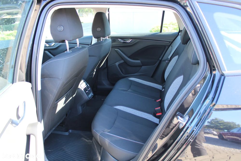 Skoda Scala 1.0 TSI Edition 130 - 17