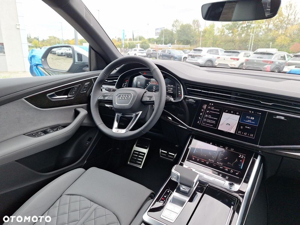 Audi SQ8 - 9