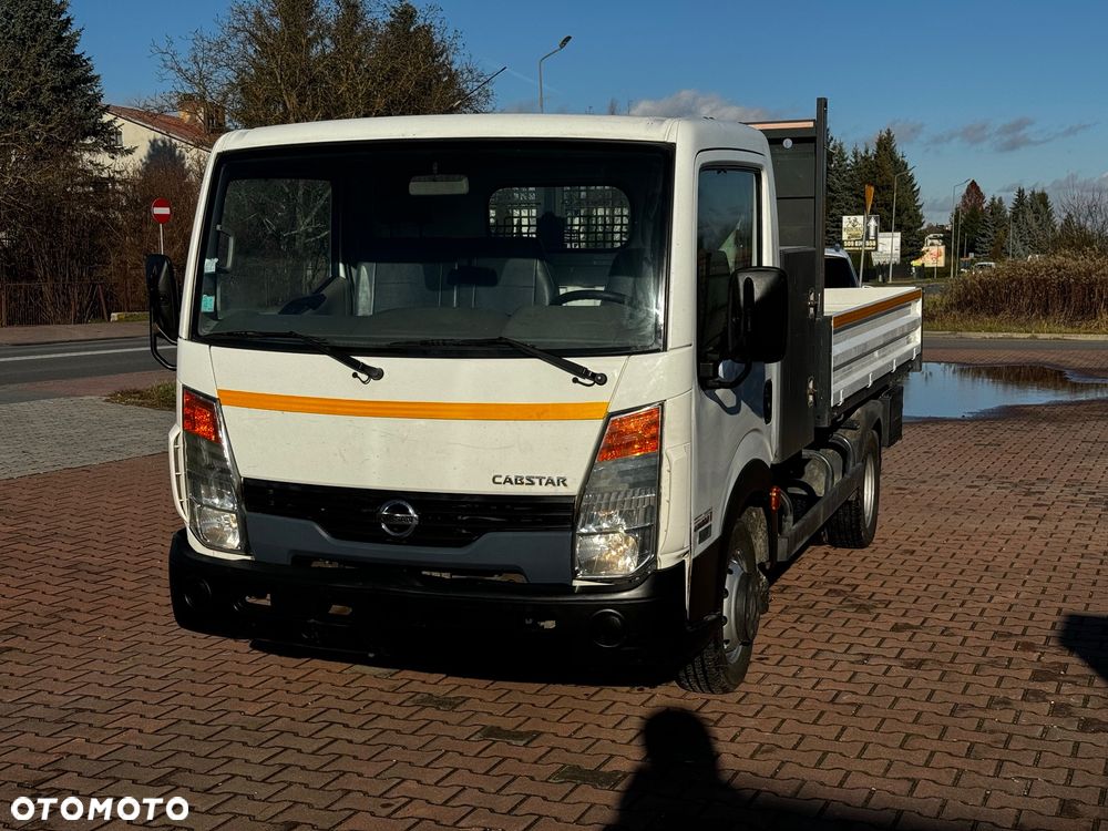 Nissan Cabstar 35.11 - 16