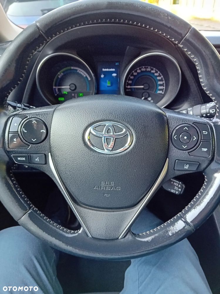 Toyota Auris Hybrid 135 Prestige - 16