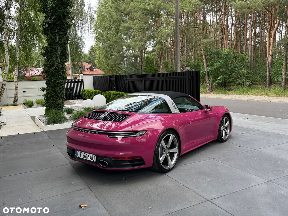 Porsche 911 Targa 4S - 10