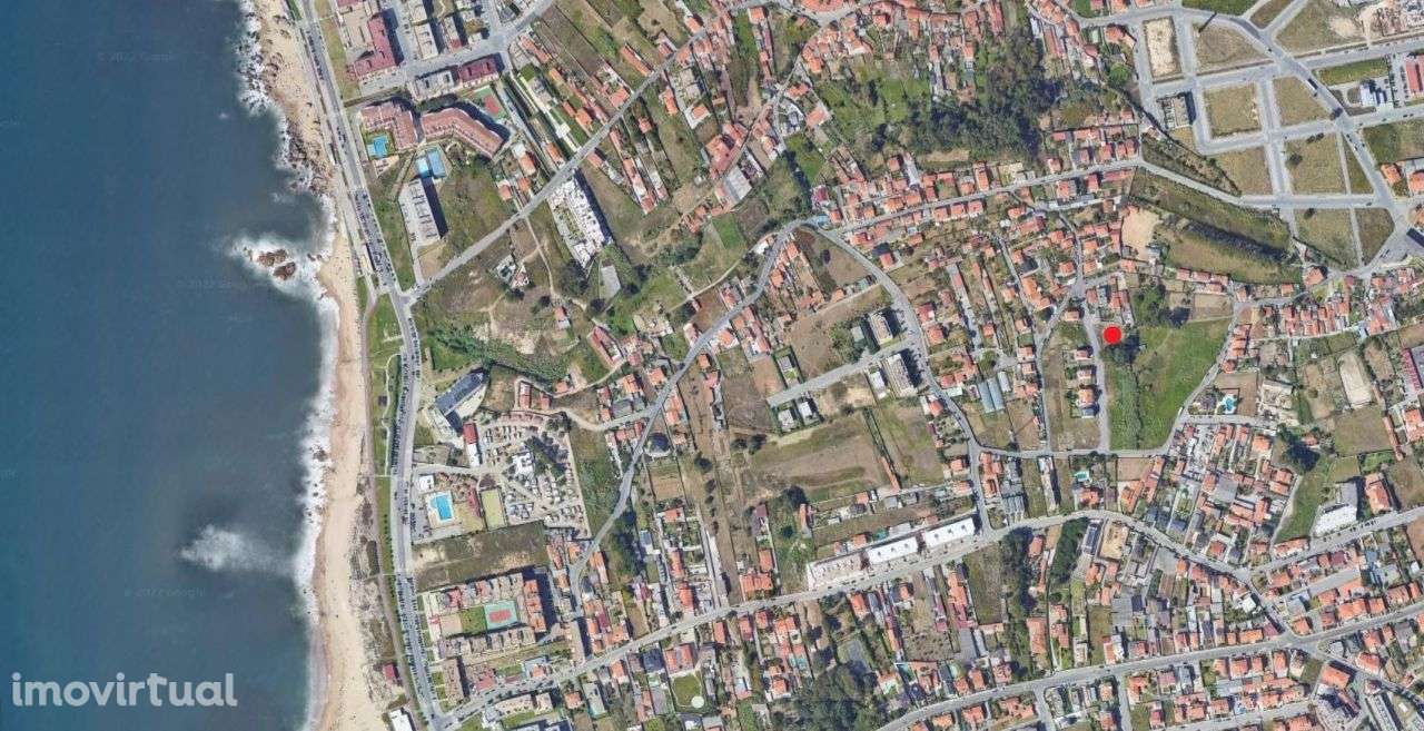 Terreno | Moradia de 3 Frentes - Grande imagem: 2/2