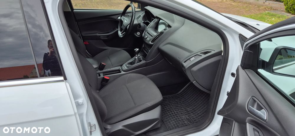 Ford Focus 1.5 EcoBoost SYNC Edition ASS - 17