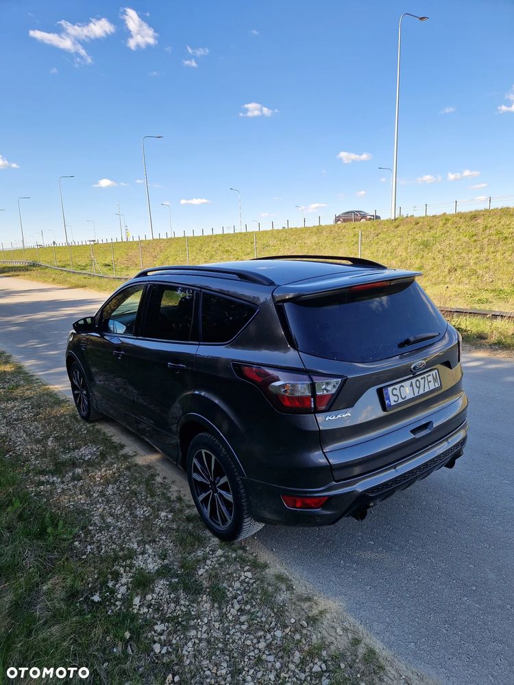 Ford Kuga 2.0 TDCi 4x4 ST-Line - 18