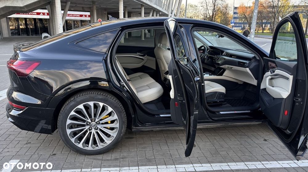 Audi e-tron 55 Quattro - 11