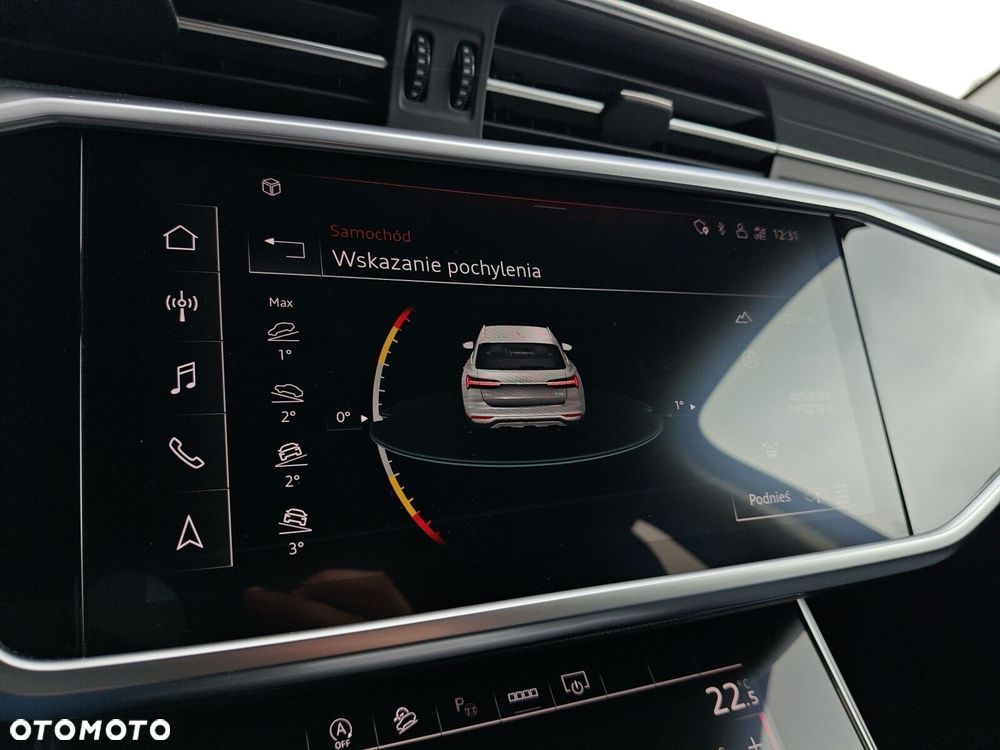 Audi A6 Allroad - 36