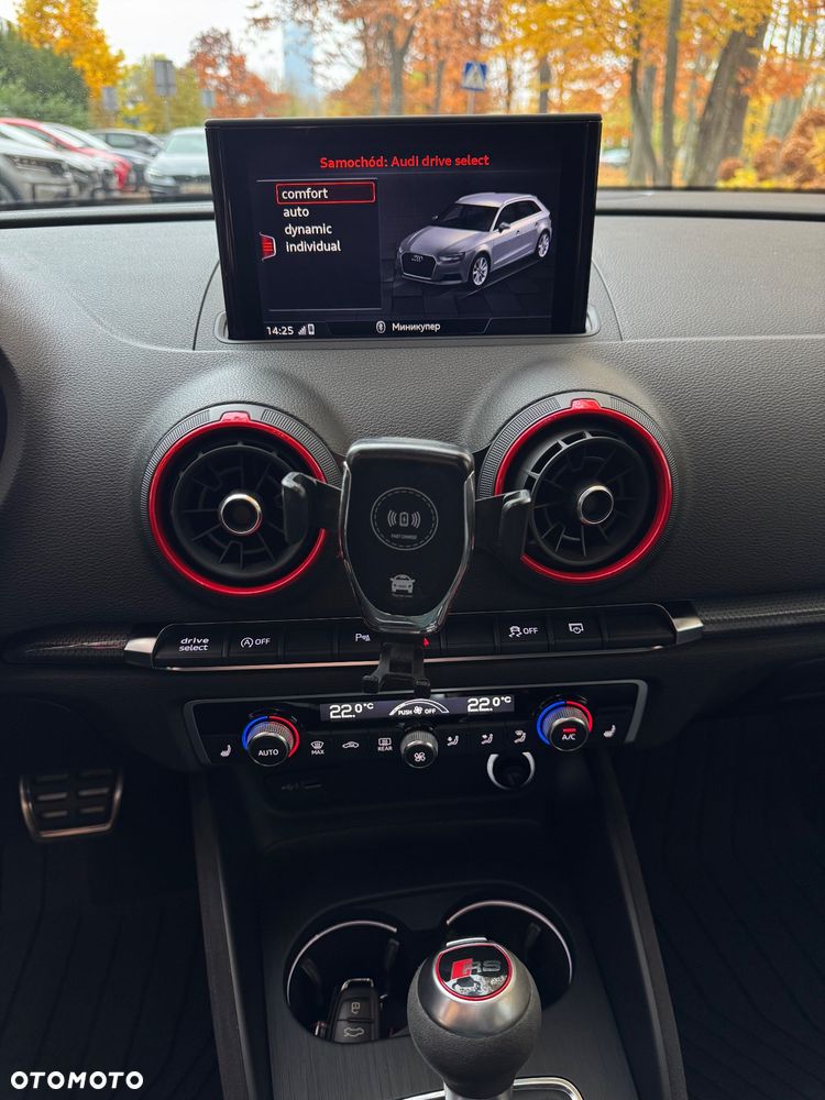 Audi RS3 Sportback - 22