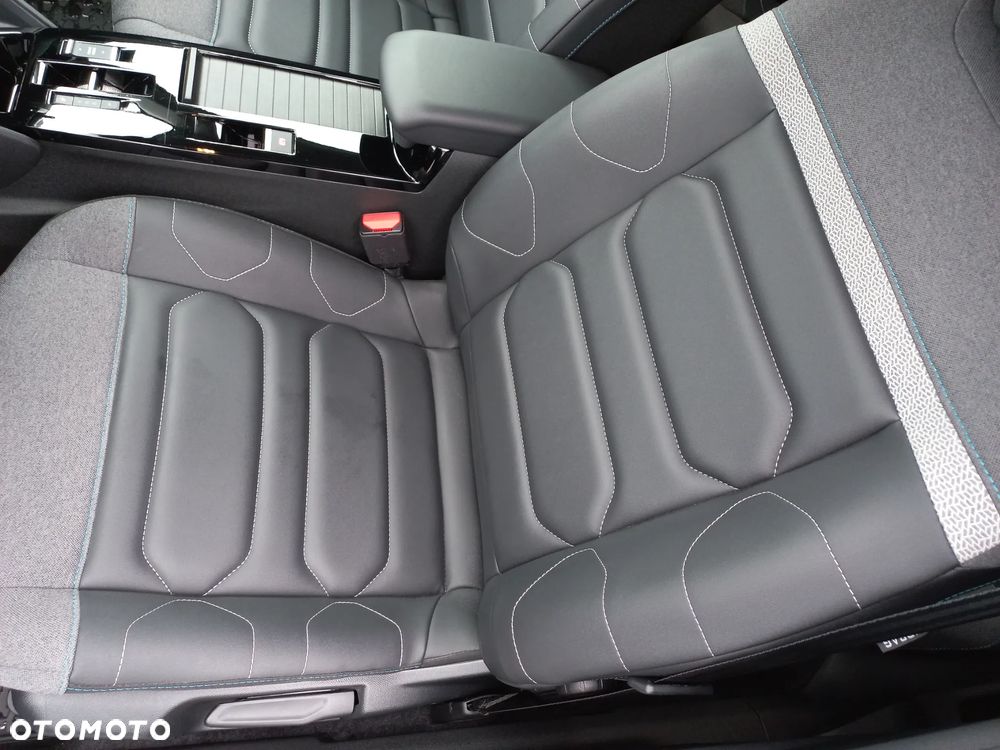 Citroën C4 1.2 PureTech Shine S&S EAT8 - 18